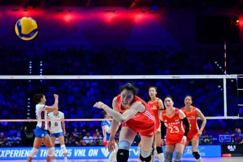 ipad版-中国女排回归首秀大放异彩，凯尔特人主场球迷高呼名字